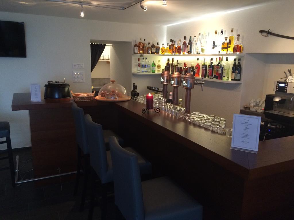 Hotel Schwert 奈福尔斯 外观 照片