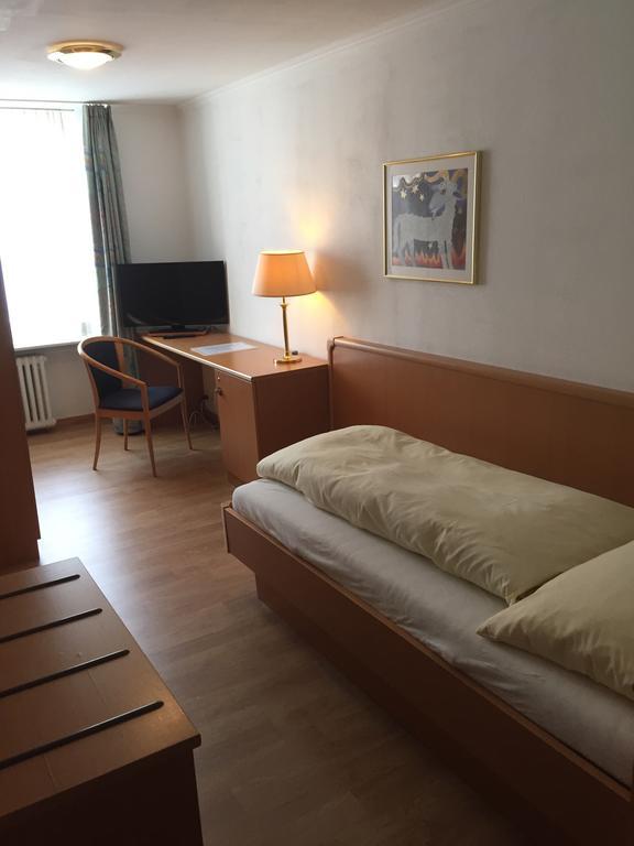 Hotel Schwert 奈福尔斯 外观 照片