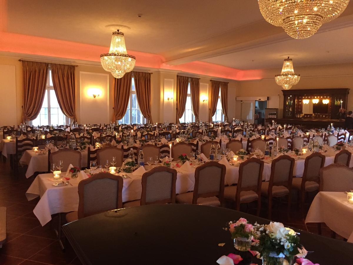 Hotel Schwert 奈福尔斯 外观 照片