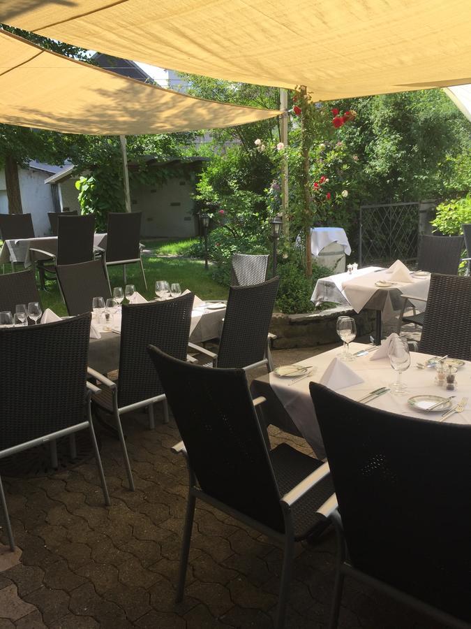 Hotel Schwert 奈福尔斯 外观 照片