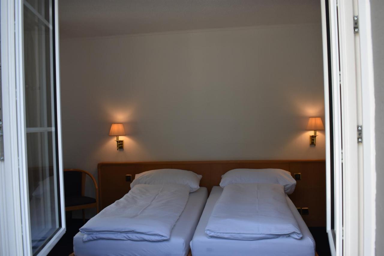 Hotel Schwert 奈福尔斯 外观 照片