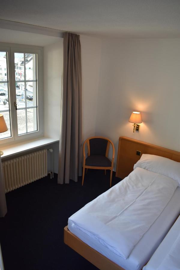 Hotel Schwert 奈福尔斯 外观 照片